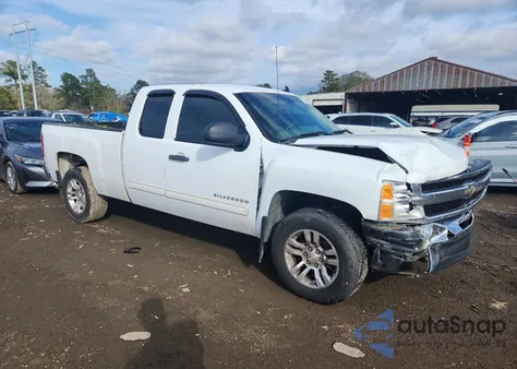 2011 Chevrolet Silverado C1500 Ls z USA, uszkodzony, nr VIN 1GCRCREA0BZ431344